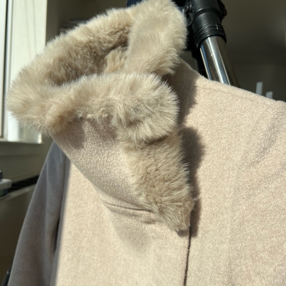 Club Monaco Wool Coat - Picture 5 of 10